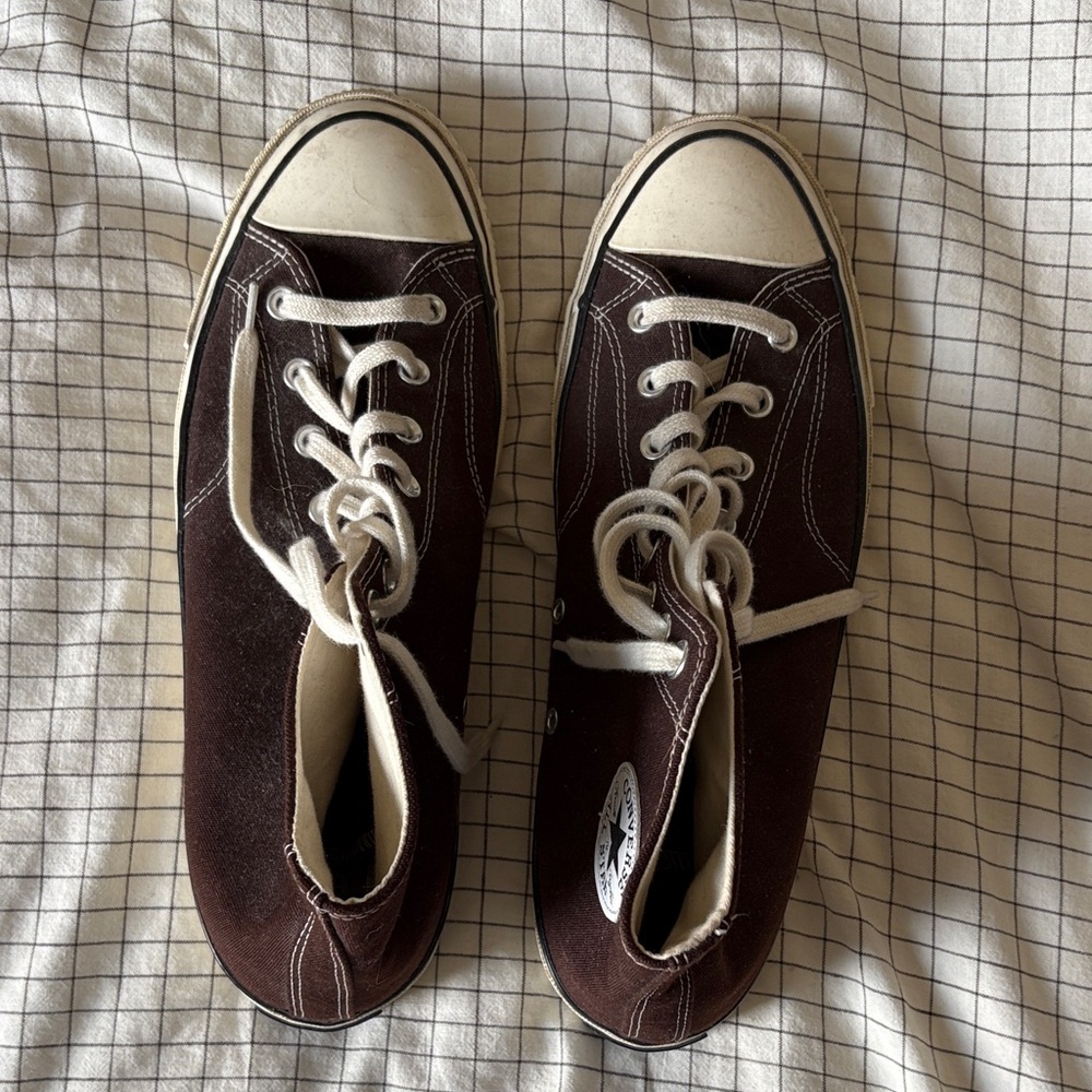 Chuck 70’ Sneakers in Dark Brown and White